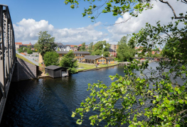 Denne smukke udsigt fra broen over til Nordskoven 